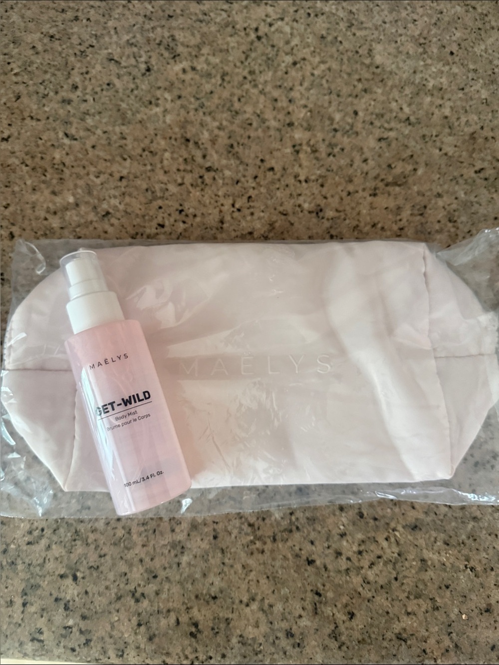 Get-Wild Body Mist — Light Pink Moisturizing Fragrance